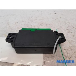 Peugeot - 208 - PDC Module