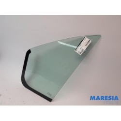 Renault - Trafic - Quarter light, front left