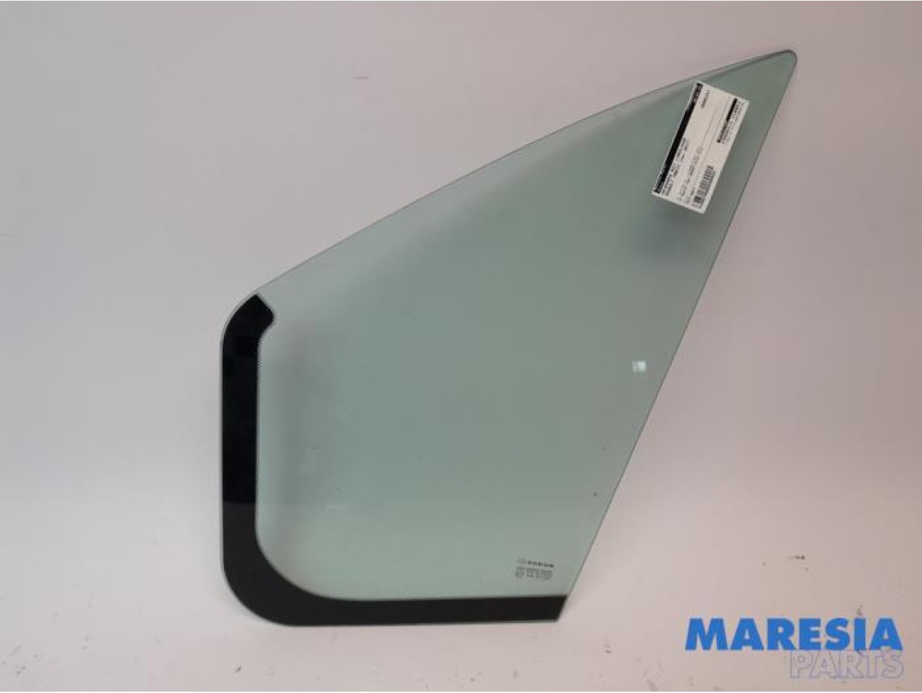 Renault - Trafic - Quarter light, front left