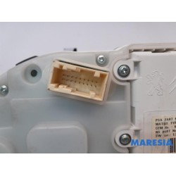 Peugeot - 208 - Instrument panel