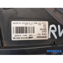 Peugeot - 208 - Koplamp rechts