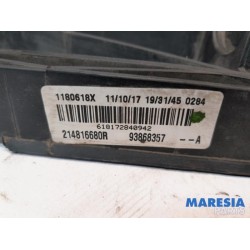 Renault - Trafic - Fan motor
