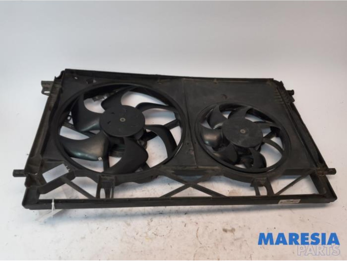 Renault - Trafic - Fan motor