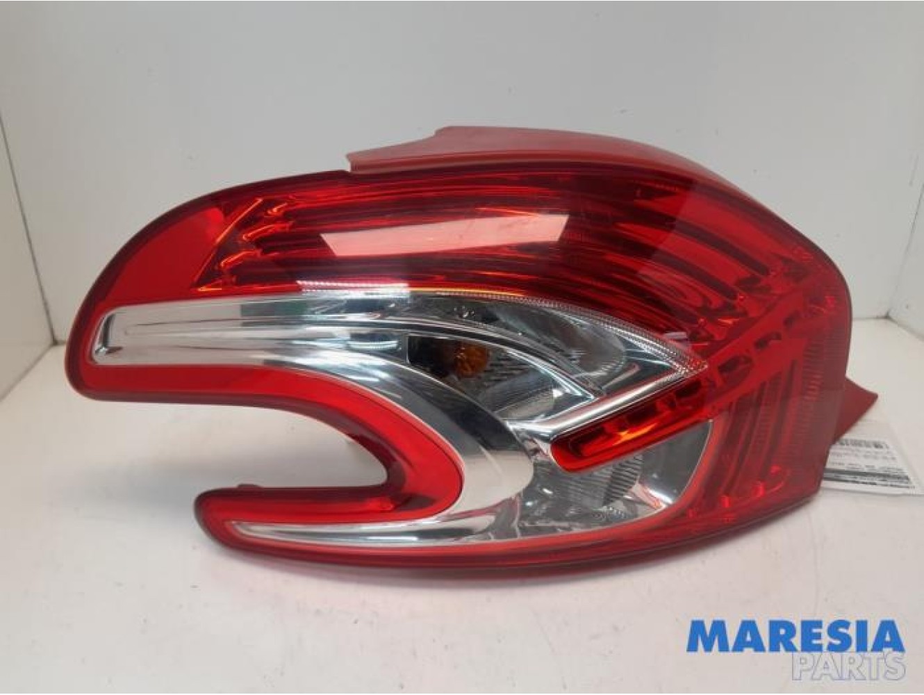 Peugeot - 208 - Achterlicht links