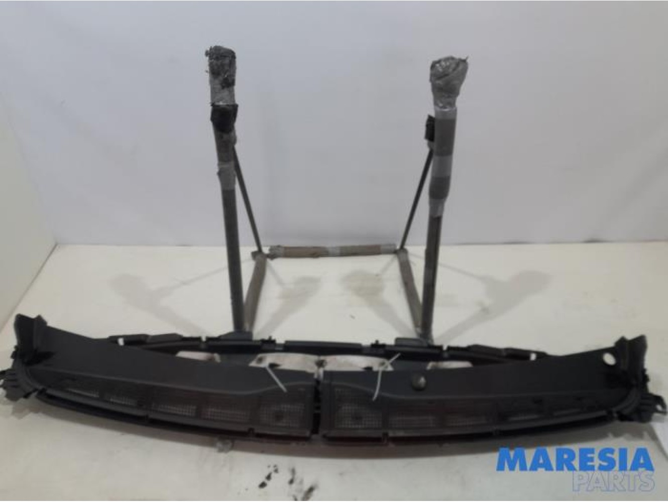 Peugeot - Expert - Cowl top grille