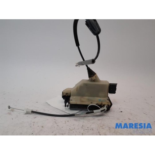 Peugeot - 208 - Rear door mechanism 4-door, right