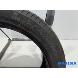 Renault - Megane - Tyre
