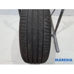 Renault - Megane - Tyre
