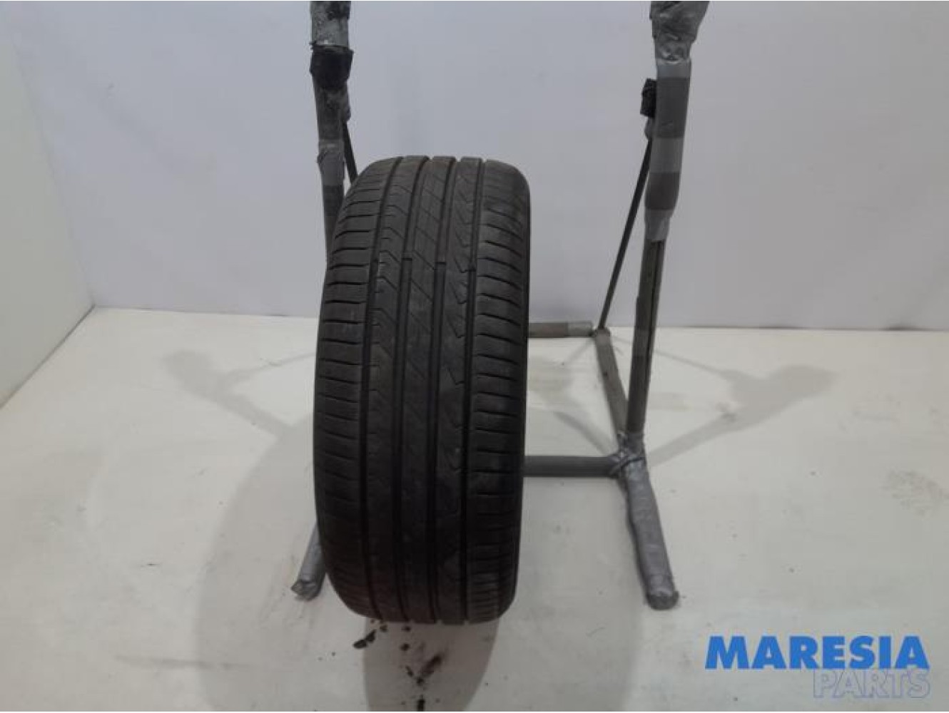 Renault - Megane - Tyre