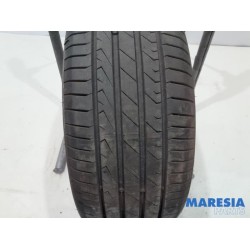 Renault - Megane - Tyre