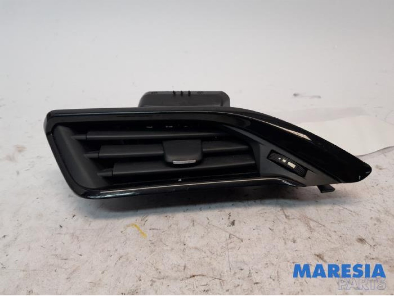 Peugeot - 208 - Dashboard vent