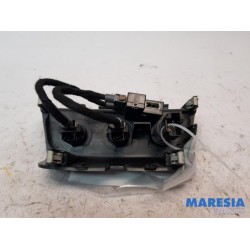 Peugeot - 208 - AUX/USB aansluiting