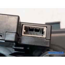 Peugeot - 208 - AUX/USB aansluiting