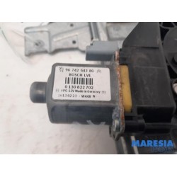 Peugeot - 208 - Window mechanism 4-door, front right