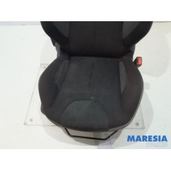 Citroen - DS3 - Seat, right