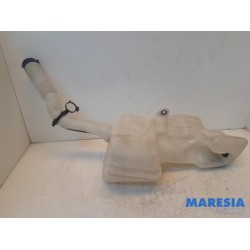 Lancia - Y(Psilon) - Front windscreen washer reservoir