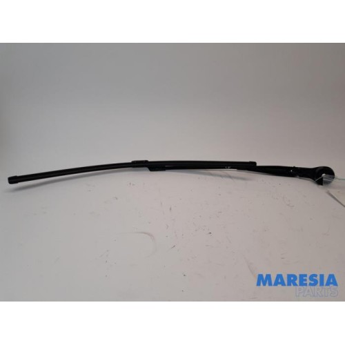 Citroen - C4 Picasso - Front wiper arm