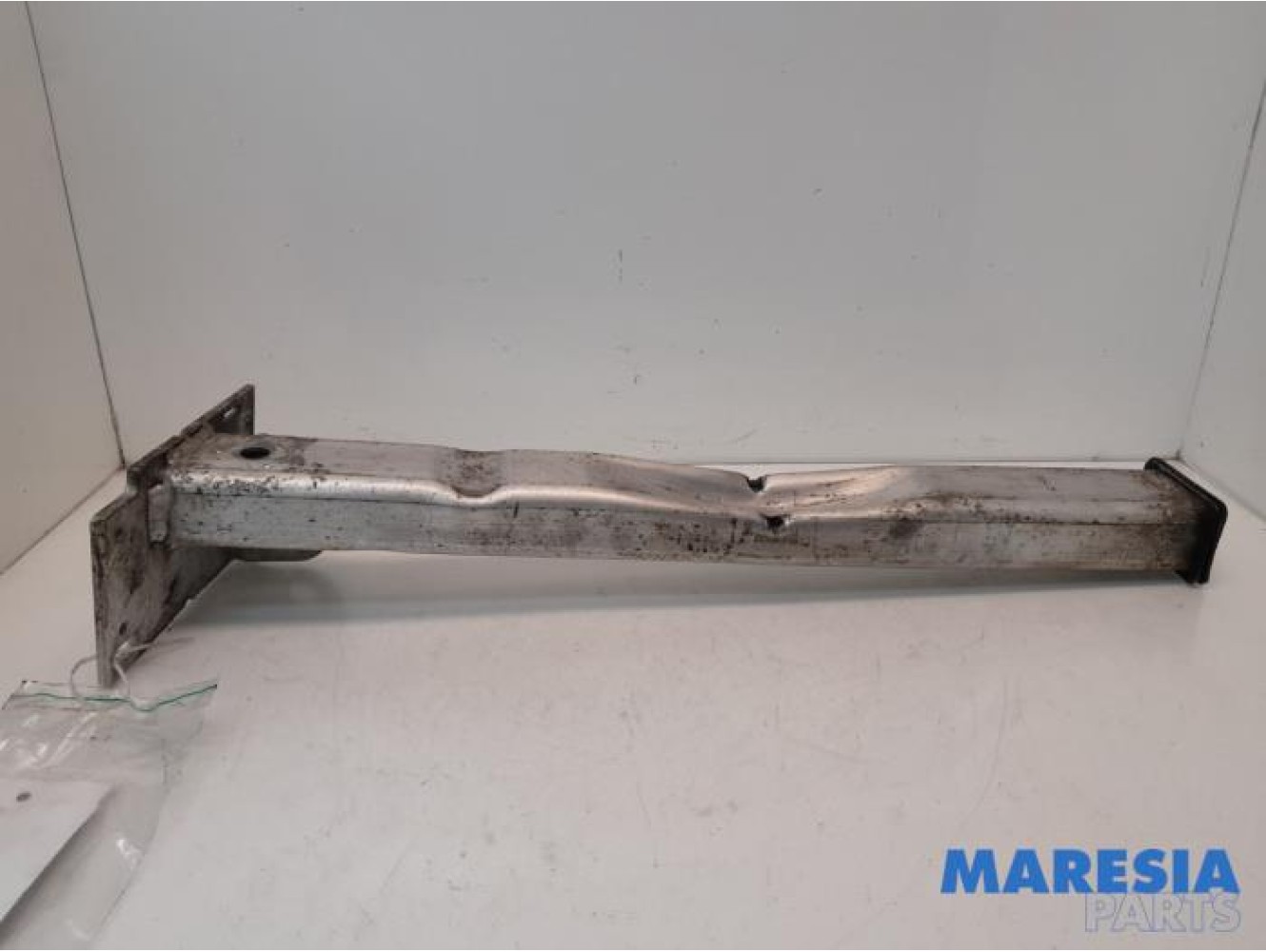 Peugeot - 3008 - Front part support