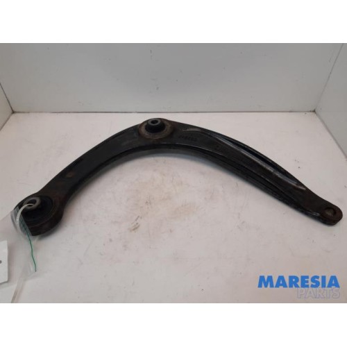 Peugeot - 3008 - Front lower wishbone, right