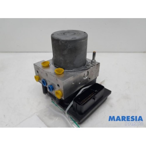 Peugeot - 3008 - ABS pump