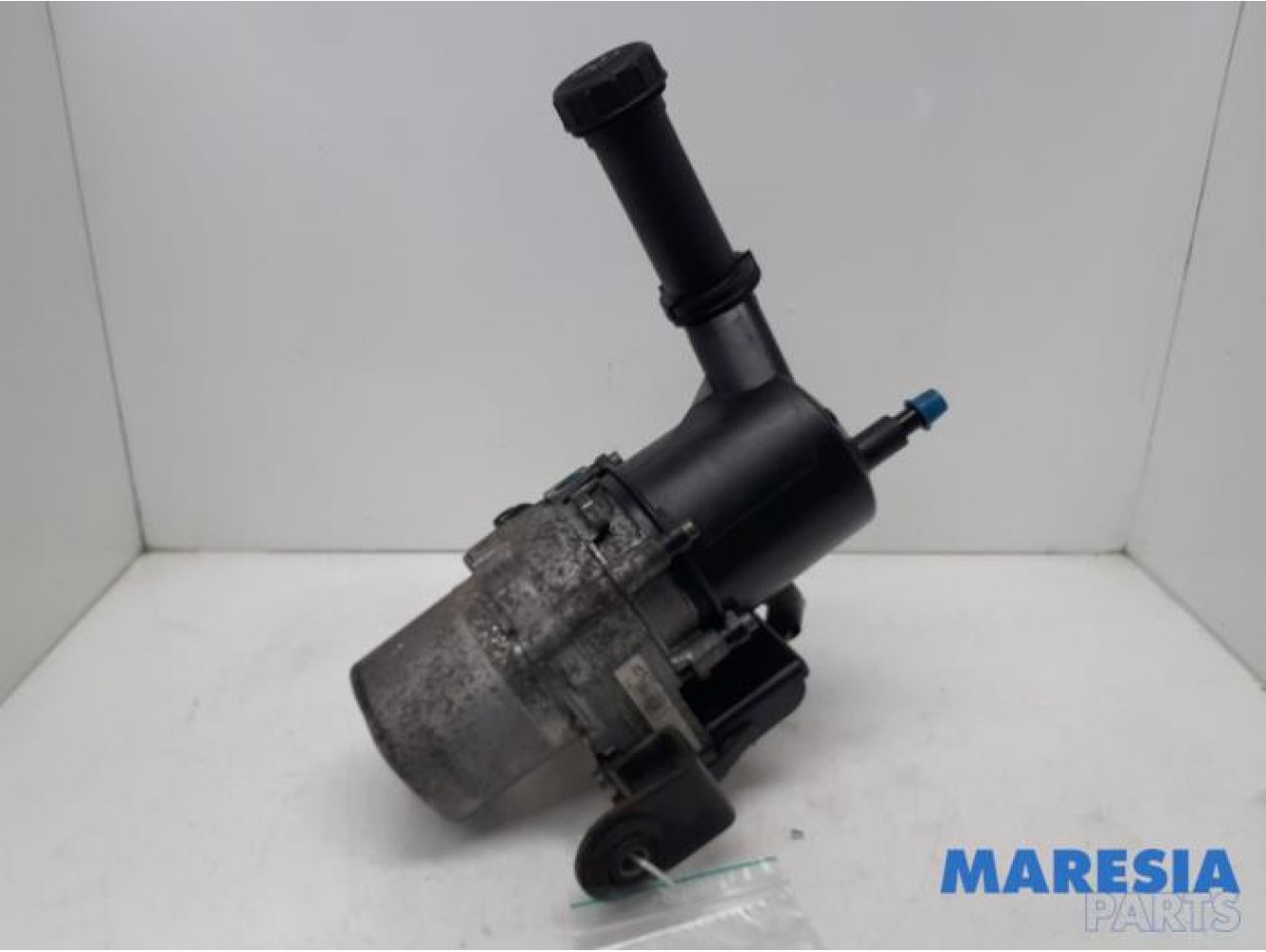 Peugeot - 3008 - Power steering pump