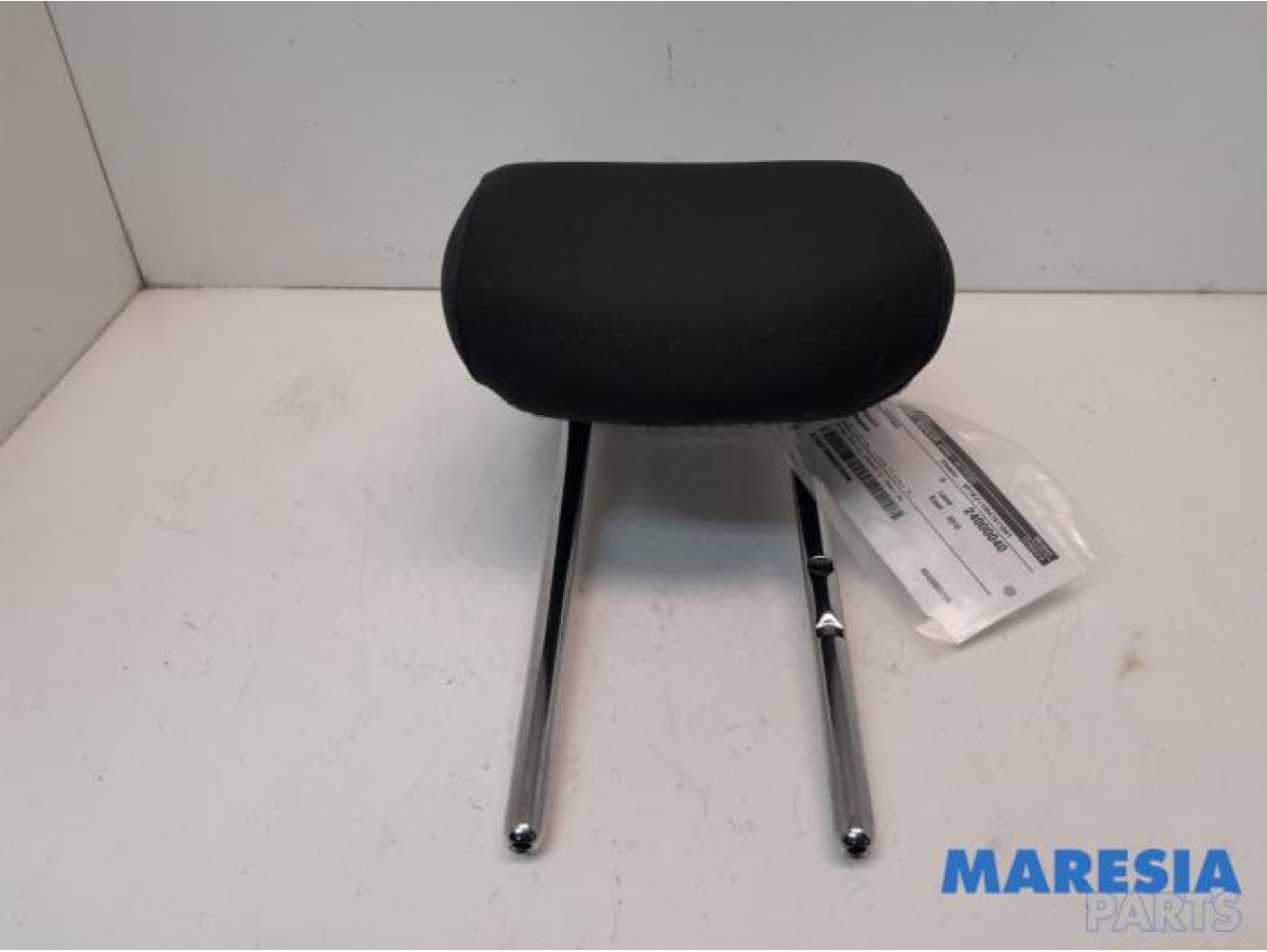 Renault - Megane - Headrest