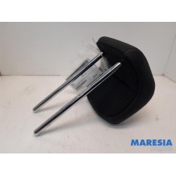Renault - Megane - Headrest