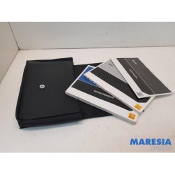 Renault - Megane - Instruction Booklet