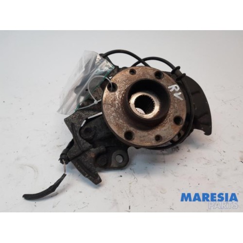 Lancia - Y(Psilon) - Fusee rechts-voor