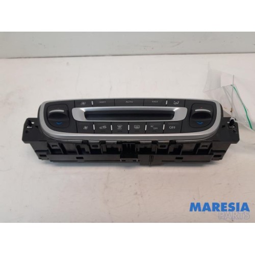 Renault - Megane - Heater control panel
