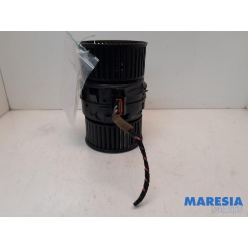 Renault - Megane - Heating and ventilation fan motor