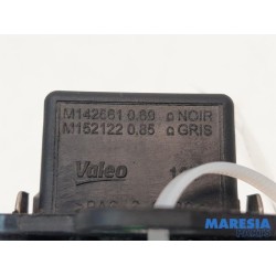 Renault - Megane - Cooling fan resistor