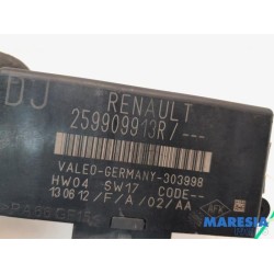 Renault - Megane - PDC Module