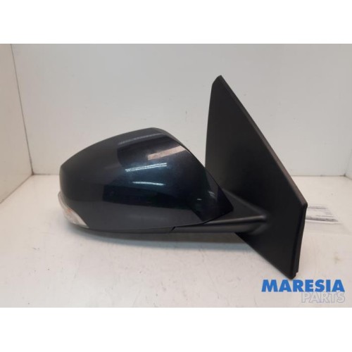 Renault - Megane - Wing mirror, right