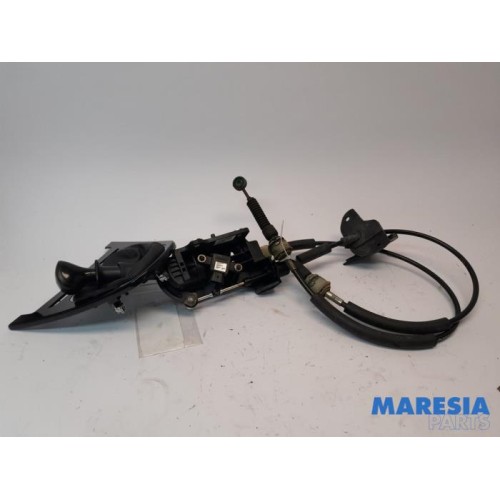 Lancia - Y(Psilon) - Gear stick