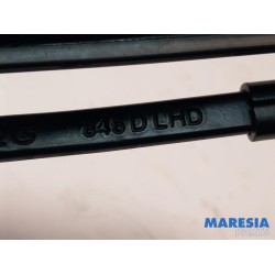 Lancia - Y(Psilon) - Front wiper arm