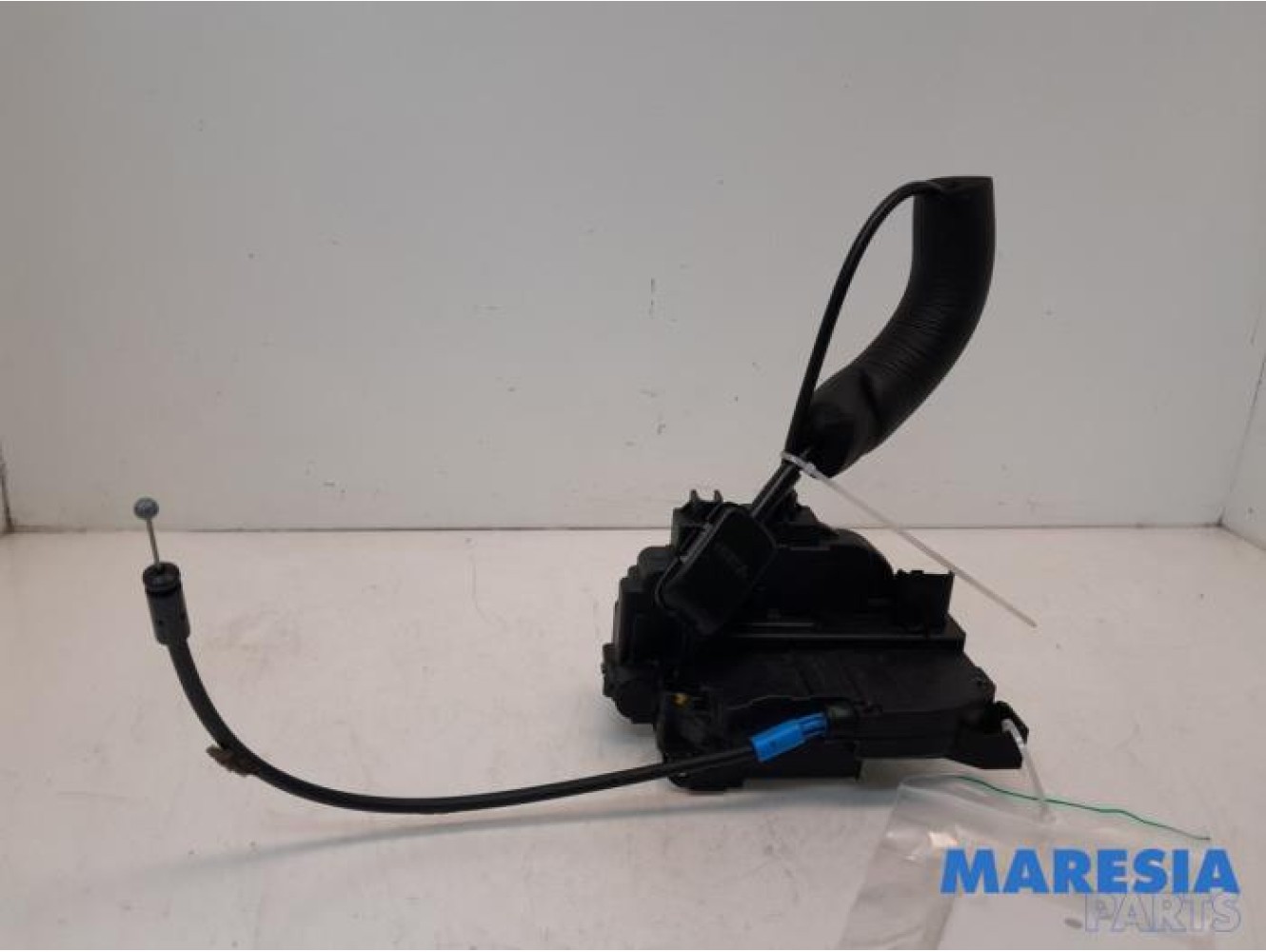 Renault - Megane - Front door lock mechanism 4-door, right