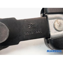 Renault - Megane - Rear seatbelt buckle, right