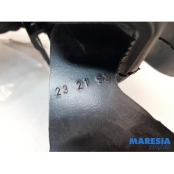 Peugeot - Expert - Sliding door roller, left