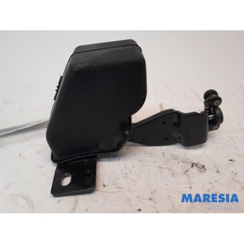 Peugeot - Expert - Sliding door roller, right