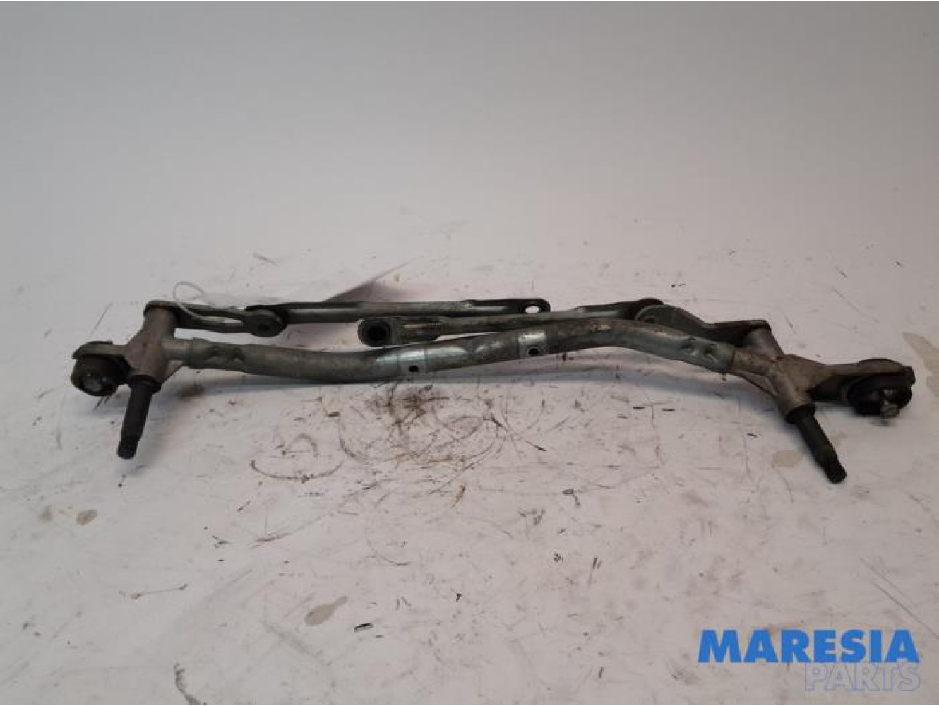 Citroen - DS3 - Wiper mechanism