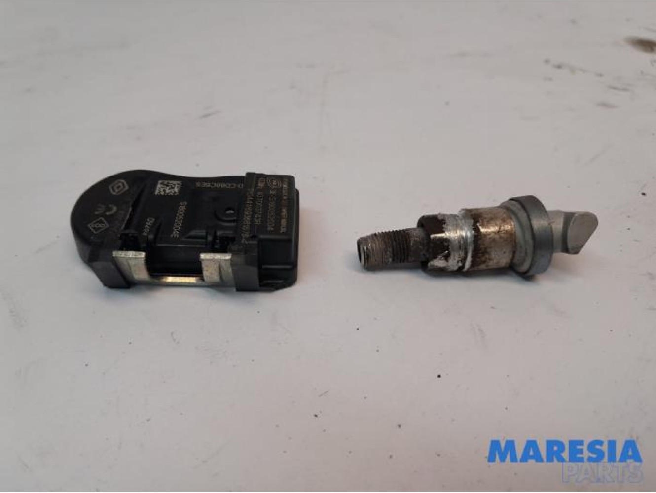 Renault - Scenic - Tyre pressure sensor