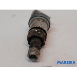 Renault - Scenic - Tyre pressure sensor