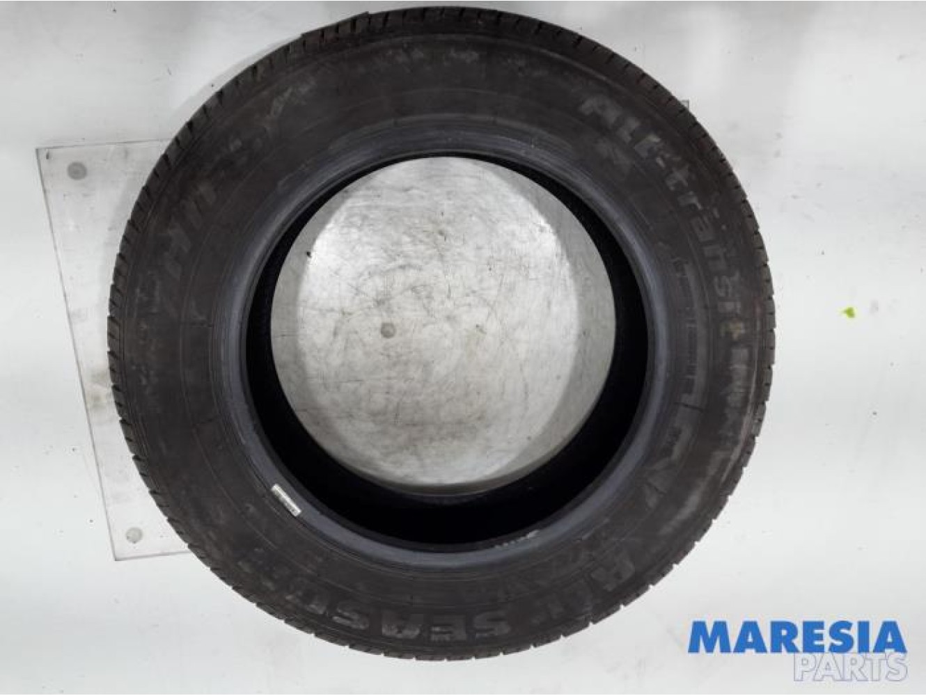 Renault - Trafic - Tyre