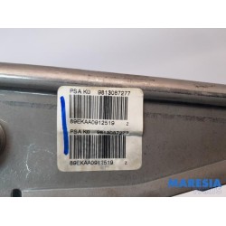 Peugeot - Expert - Parking brake lever