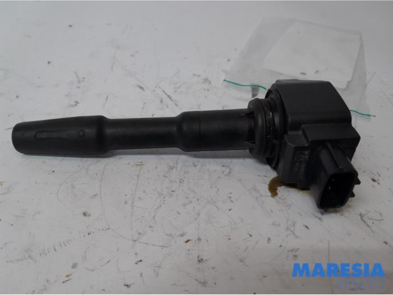 Renault - Captur - Pen ignition coil
