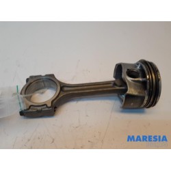 Renault - Captur - Piston