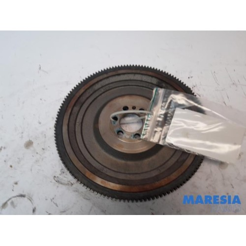 Renault - Captur - Flywheel