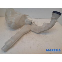 Peugeot - 208 - Front windscreen washer reservoir