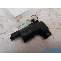 Peugeot - 208 - Scheibensprüherpumpe vorne